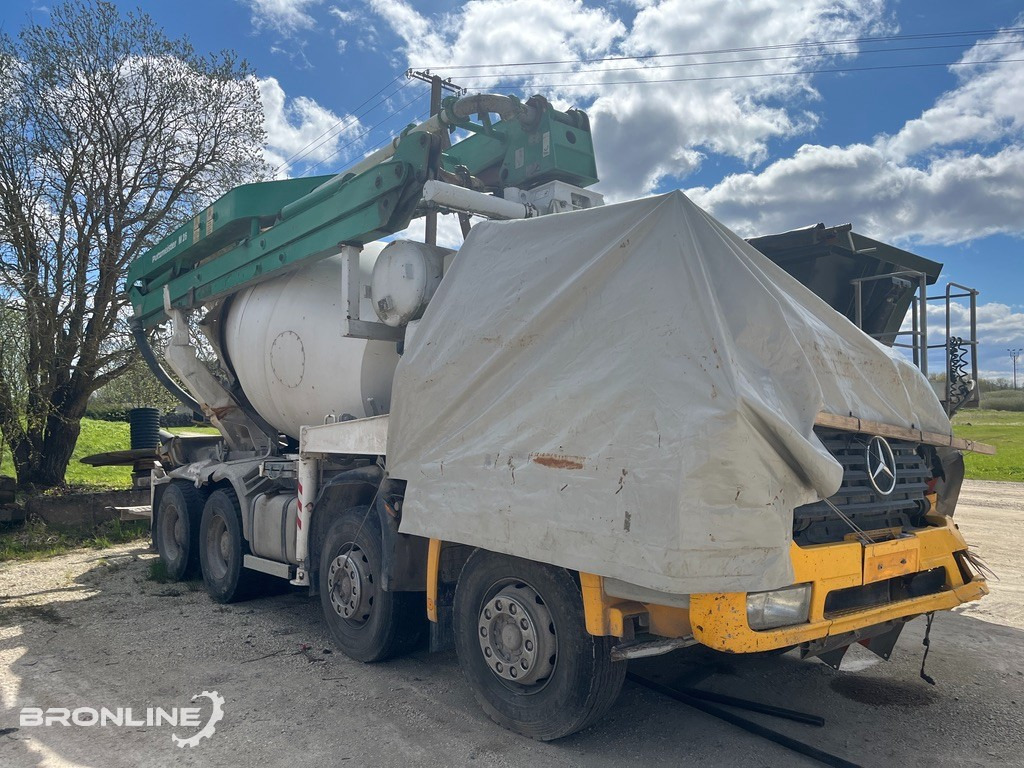 2003 MERCEDES-BENZ ACTROS 3240B 8X4/4 Mixer - Betonmixer: 1 kép. 2003 MERCEDES-BENZ ACTROS 3240B 8X4/4 Mixer - Betonmixer: 1 kép.