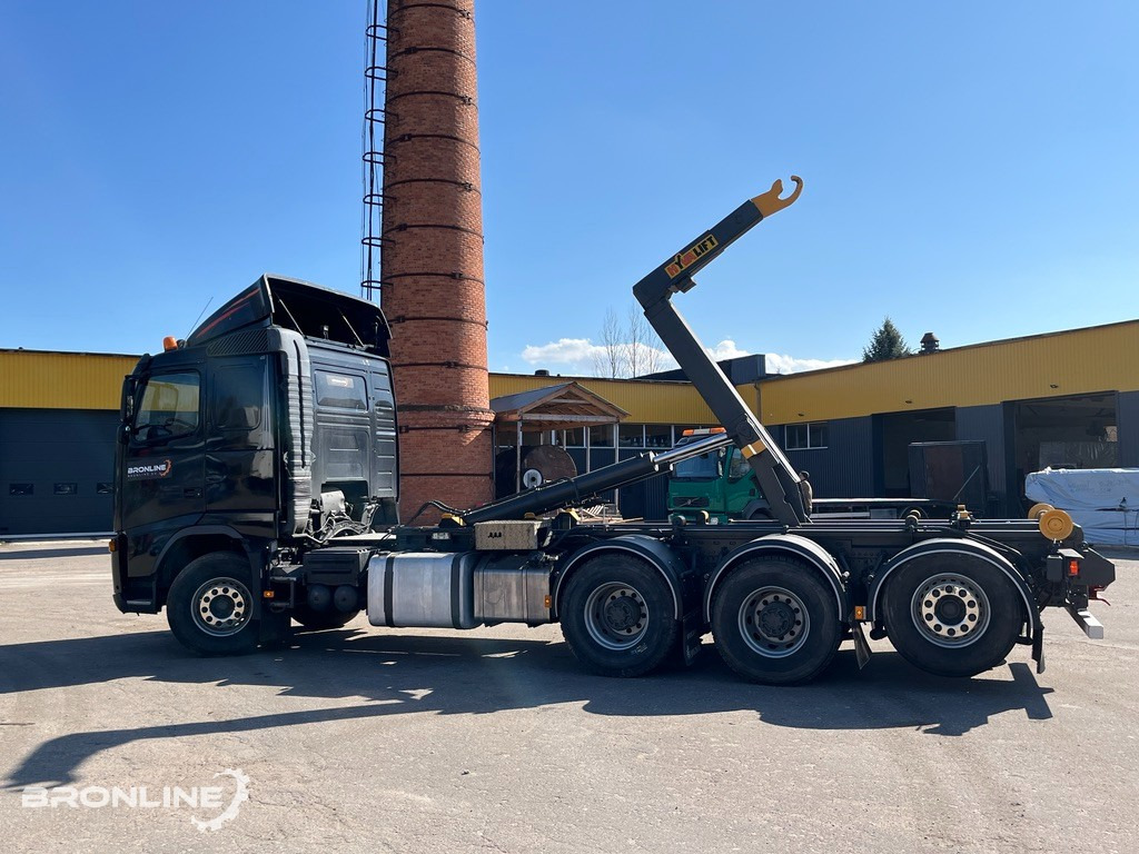 2005 Volvo FH12 8x4 + konkslift 26t - Horgos rakodó teherautó: 5 kép. 2005 Volvo FH12 8x4 + konkslift 26t - Horgos rakodó teherautó: 5 kép.