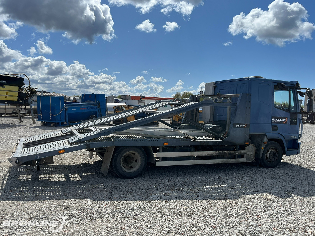 2007 IVECO EUROCARGO ML 80EL18 Puksiir - Vontató: 5 kép. 2007 IVECO EUROCARGO ML 80EL18 Puksiir - Vontató: 5 kép.