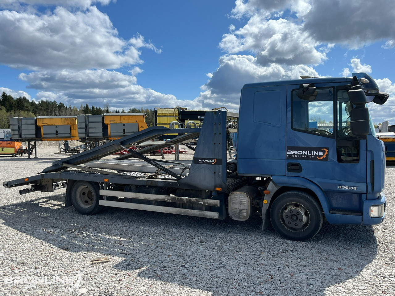 2007 IVECO EUROCARGO ML 80EL18 Puksiir - Vontató: 4 kép. 2007 IVECO EUROCARGO ML 80EL18 Puksiir - Vontató: 4 kép.