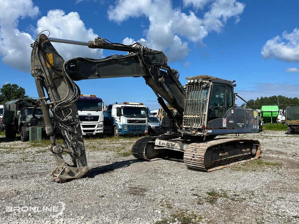 2008 Volvo EC210CL Ekskavaator - Bontó kotrógép: 1 kép. 2008 Volvo EC210CL Ekskavaator - Bontó kotrógép: 1 kép.