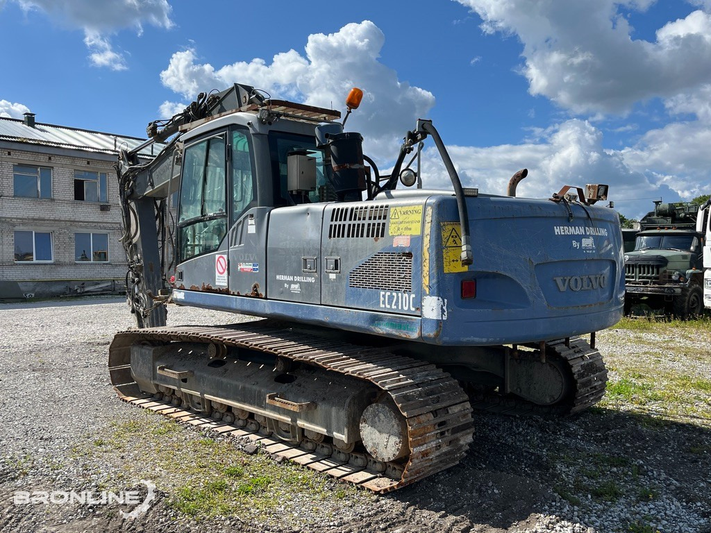 2008 Volvo EC210CL Ekskavaator - Bontó kotrógép: 2 kép. 2008 Volvo EC210CL Ekskavaator - Bontó kotrógép: 2 kép.