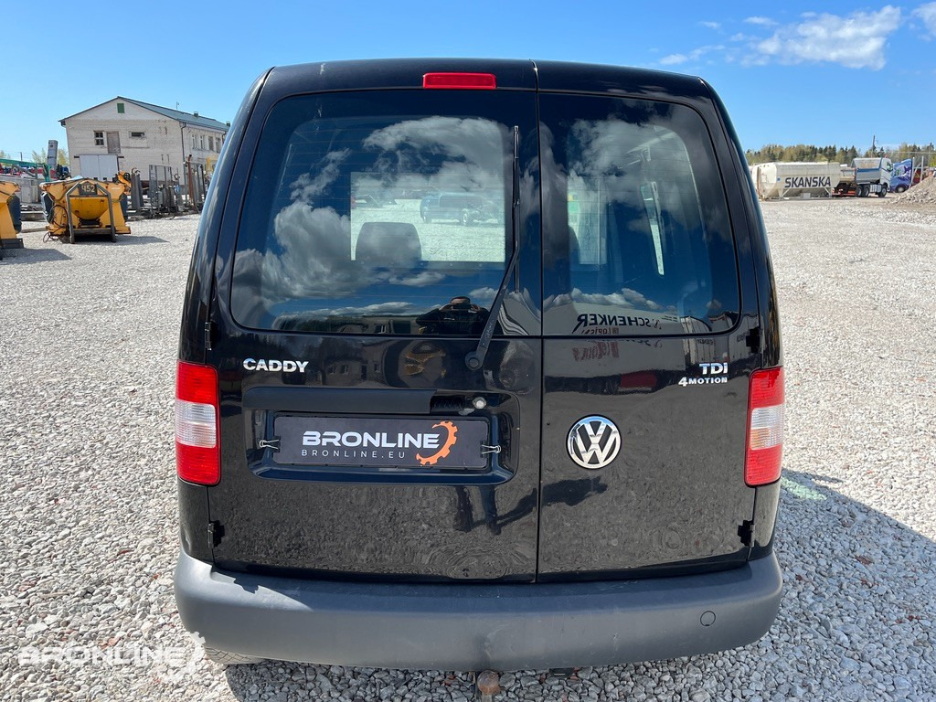 2010 Volkswagen Caddy 4x4 1.9 77kW - Autó: 4 kép. 2010 Volkswagen Caddy 4x4 1.9 77kW - Autó: 4 kép.