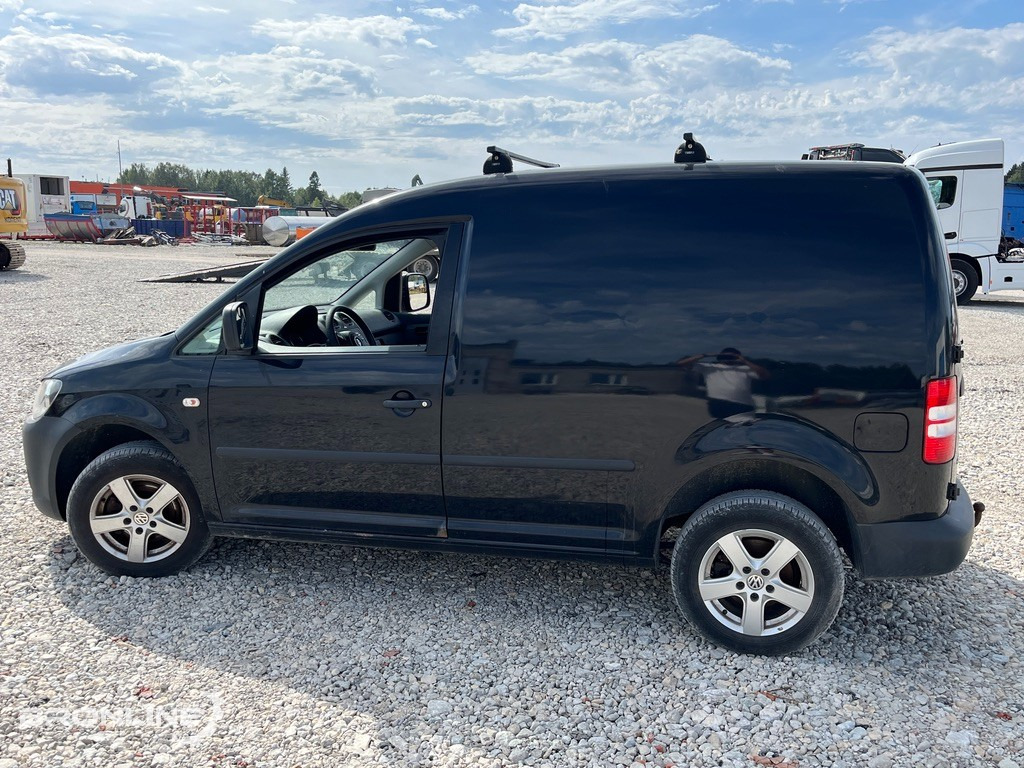 2011 Volkswagen Caddy 4x4 2.0 81kW - Autó: 5 kép. 2011 Volkswagen Caddy 4x4 2.0 81kW - Autó: 5 kép.