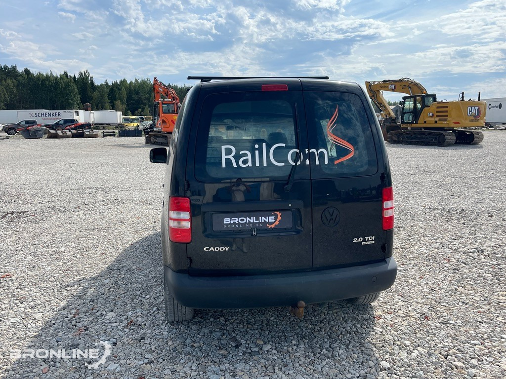 2011 Volkswagen Caddy 4x4 2.0 81kW - Autó: 4 kép. 2011 Volkswagen Caddy 4x4 2.0 81kW - Autó: 4 kép.