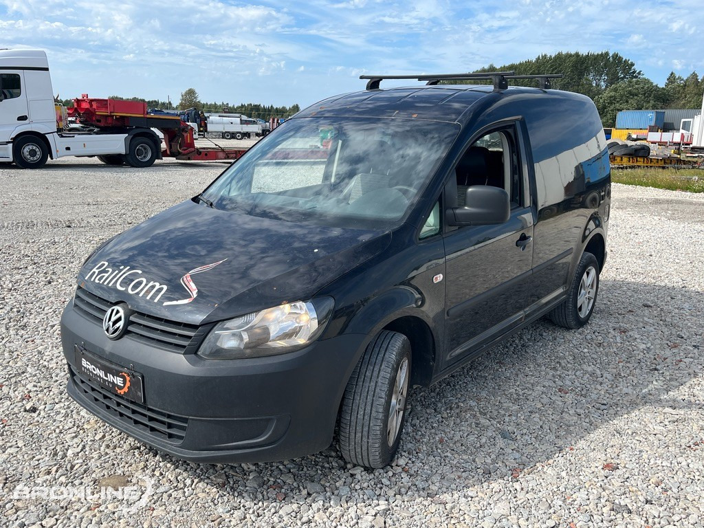 2011 Volkswagen Caddy 4x4 2.0 81kW - Autó: 2 kép. 2011 Volkswagen Caddy 4x4 2.0 81kW - Autó: 2 kép.