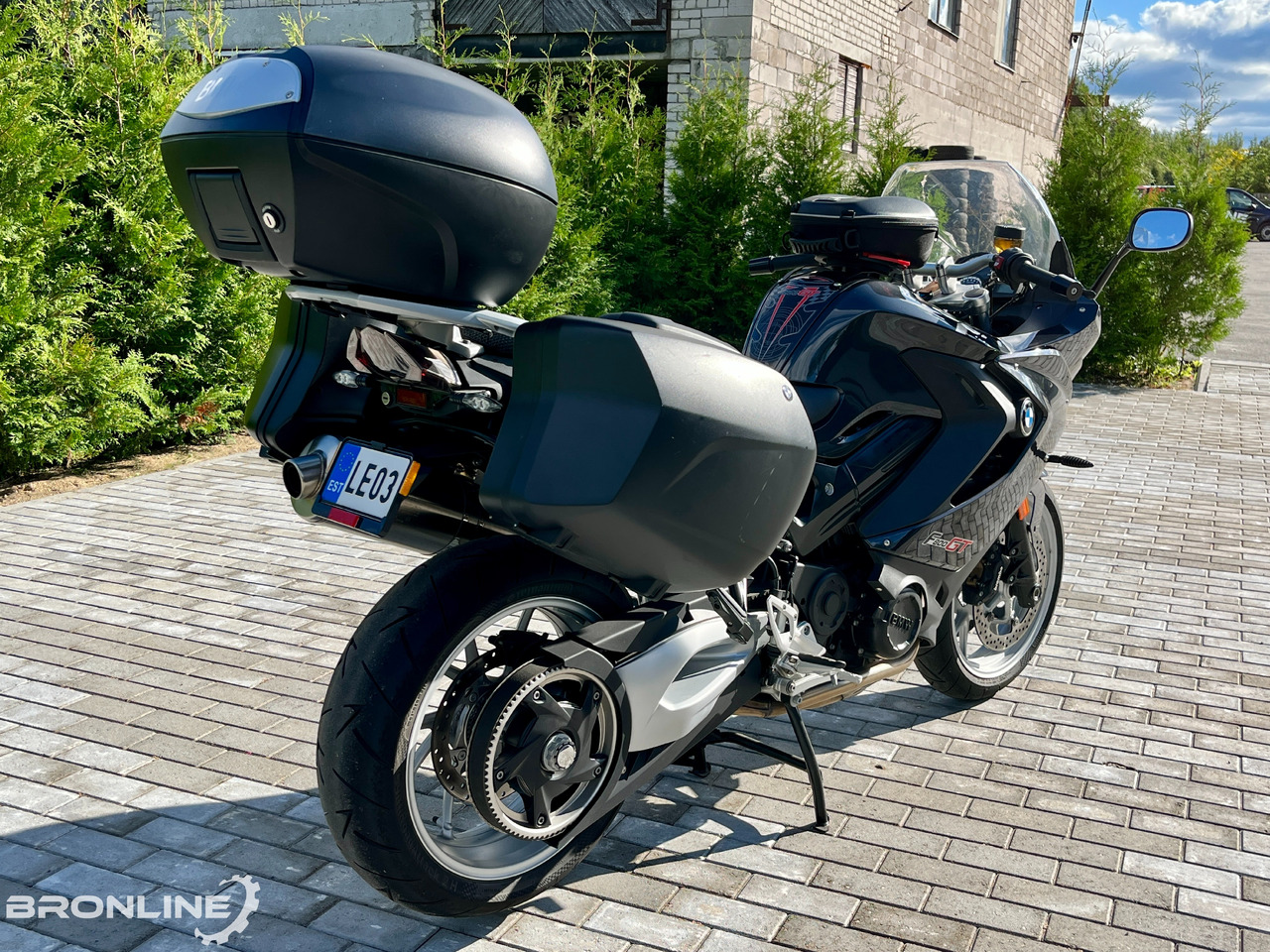 2013 BMW F 800 GT 66kW 800cc - Motorkerékpár: 4 kép. 2013 BMW F 800 GT 66kW 800cc - Motorkerékpár: 4 kép.