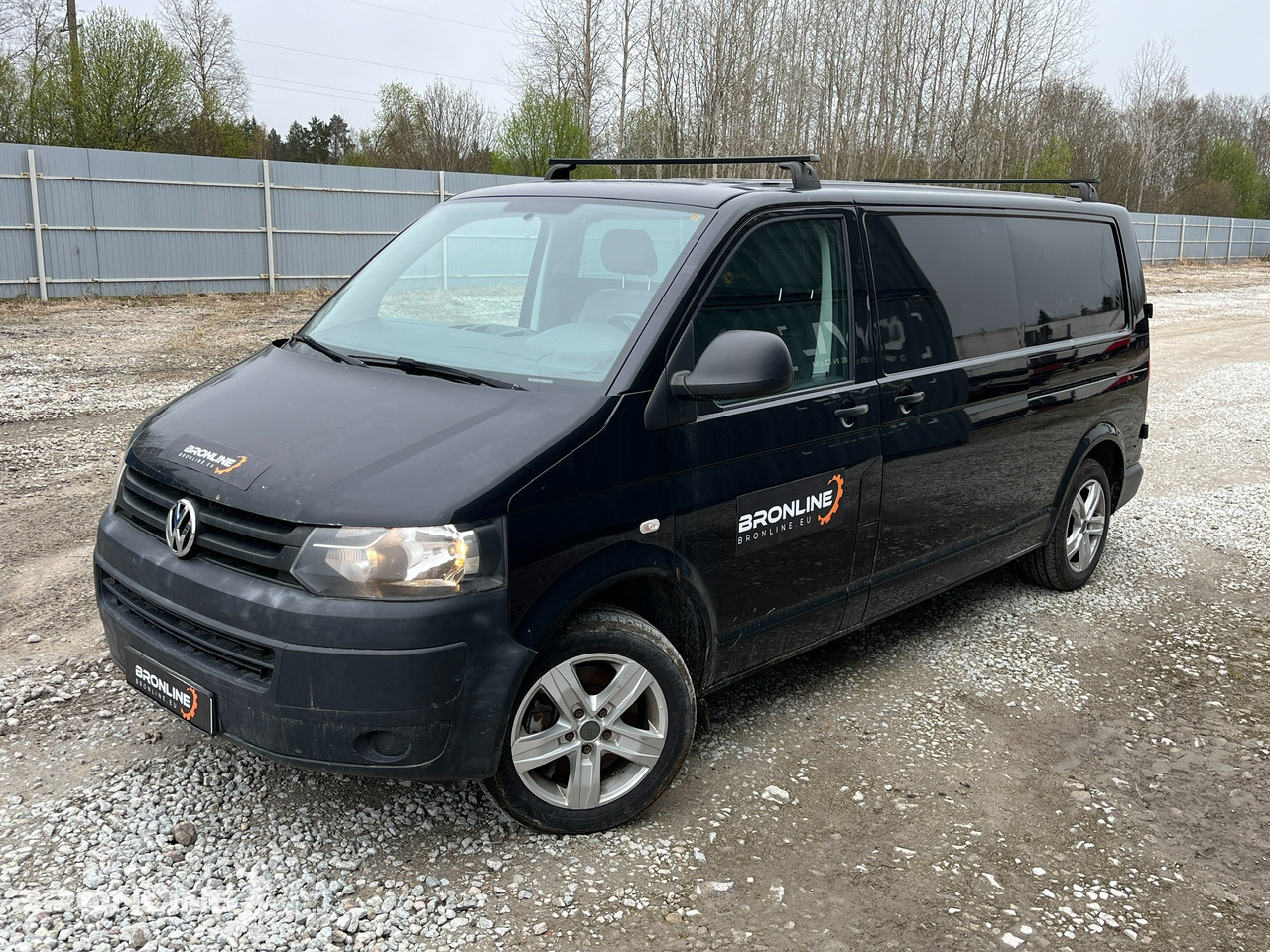 2013 Volkswagen Transporter T5 4x4 - Kis furgon: 2 kép. 2013 Volkswagen Transporter T5 4x4 - Kis furgon: 2 kép.