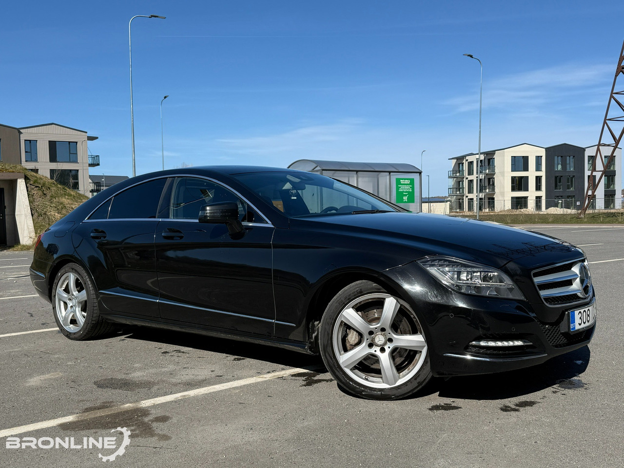 2014 MERCEDES-BENZ CLS 350 3.0 185kW - Autó: 2 kép. 2014 MERCEDES-BENZ CLS 350 3.0 185kW - Autó: 2 kép.