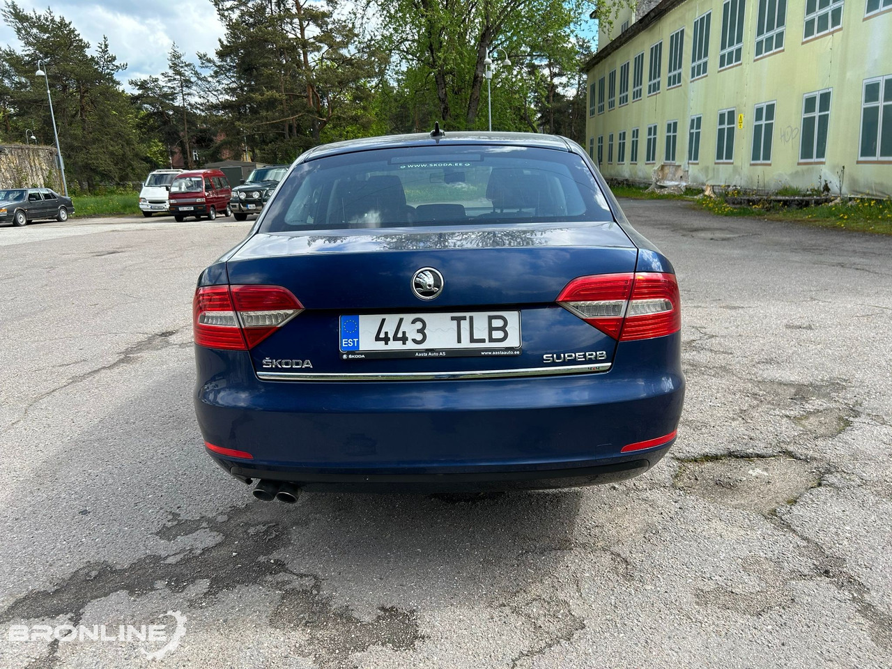 2014 Skoda Superb 1.8 118kW 4x4 - Autó: 5 kép. 2014 Skoda Superb 1.8 118kW 4x4 - Autó: 5 kép.