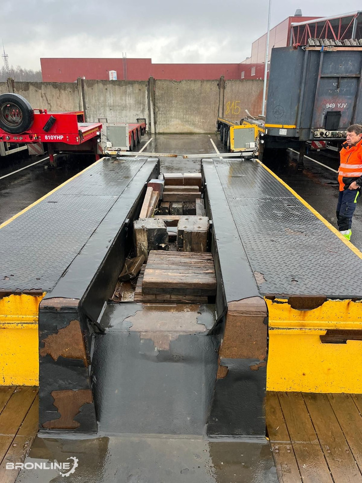 Faymonville STBZ-3VA Low-Bed 3-axle Trailer - Félpótkocsi mélybölcsős: 5 kép. Faymonville STBZ-3VA Low-Bed 3-axle Trailer - Félpótkocsi mélybölcsős: 5 kép.