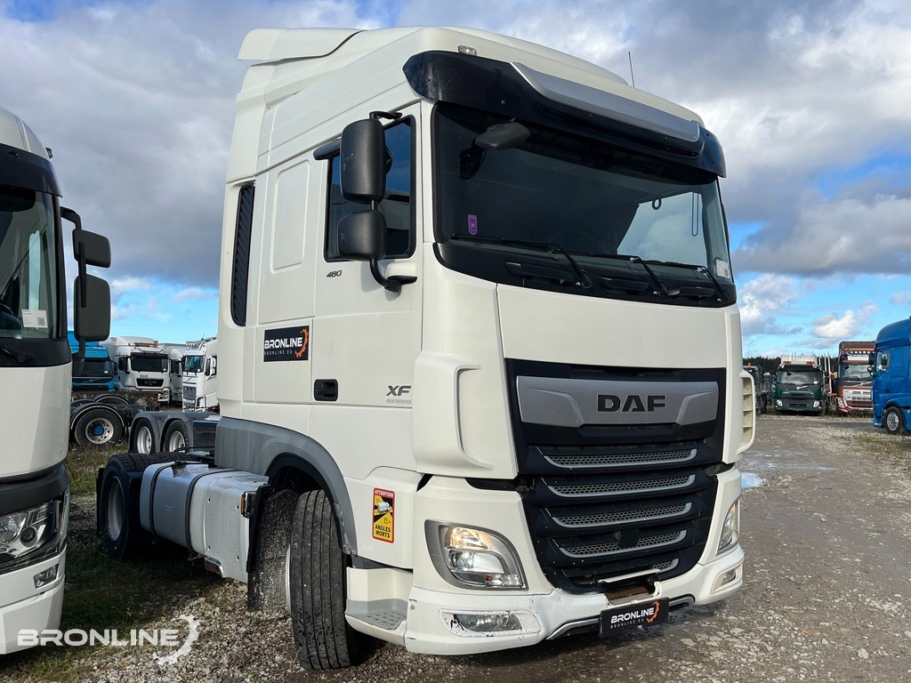 2020 DAF XF 480 FT 4x2 Space cab - Nyergesvontató: 2 kép. 2020 DAF XF 480 FT 4x2 Space cab - Nyergesvontató: 2 kép.