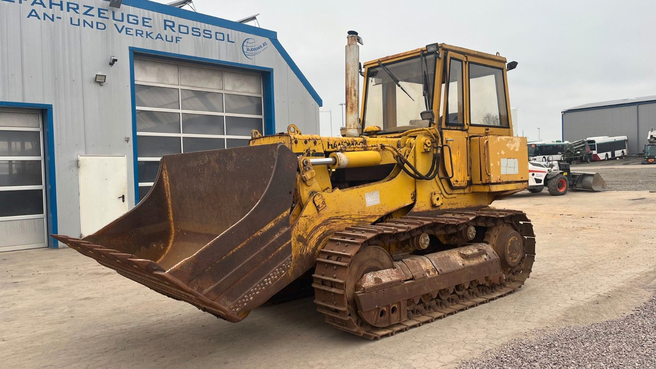 Hanomag 600 C Raupe Dozer - Lánctalpas homlokrakodó: 2 kép. Hanomag 600 C Raupe Dozer - Lánctalpas homlokrakodó: 2 kép.
