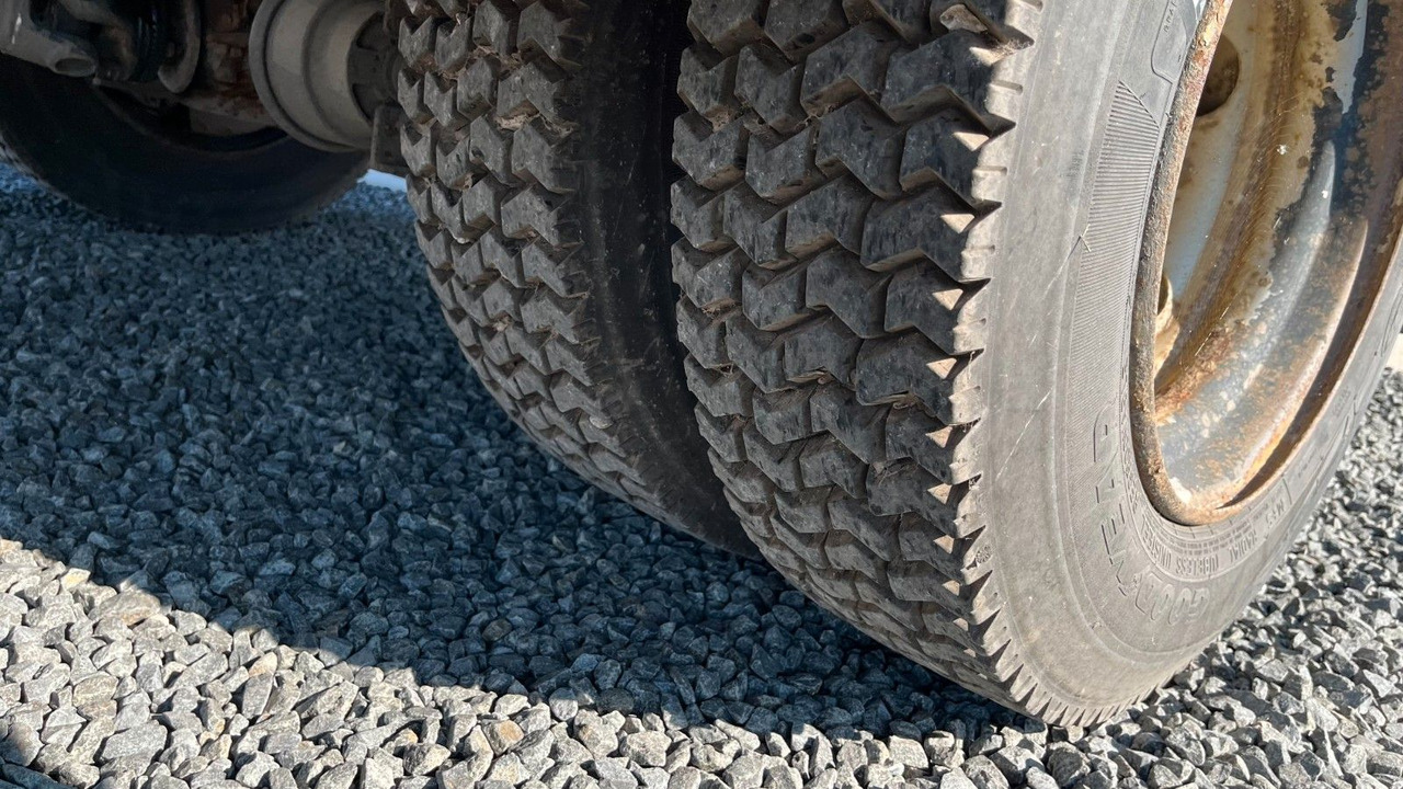 Dobozos kisteherautó Iveco ML75E18 Blumen Koffer LBW Klimaanlage EEV ML80 Iveco ML75E18 Blumen Koffer LBW Klimaanlage EEV ML80: 13 kép. Dobozos kisteherautó Iveco ML75E18 Blumen Koffer LBW Klimaanlage EEV ML80 Iveco ML75E18 Blumen Koffer LBW Klimaanlage EEV ML80: 13 kép.