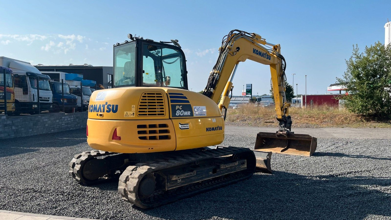 Komatsu PC80MR-5E0 PC80 HS08 8000 Kg Tilt ab 1.082€ mtl. Komatsu PC80MR-5E0 PC80 HS08 8000 Kg Tilt ab 1.082€ mtl. - Minikotró: 4 kép. Komatsu PC80MR-5E0 PC80 HS08 8000 Kg Tilt ab 1.082€ mtl. Komatsu PC80MR-5E0 PC80 HS08 8000 Kg Tilt ab 1.082€ mtl. - Minikotró: 4 kép.