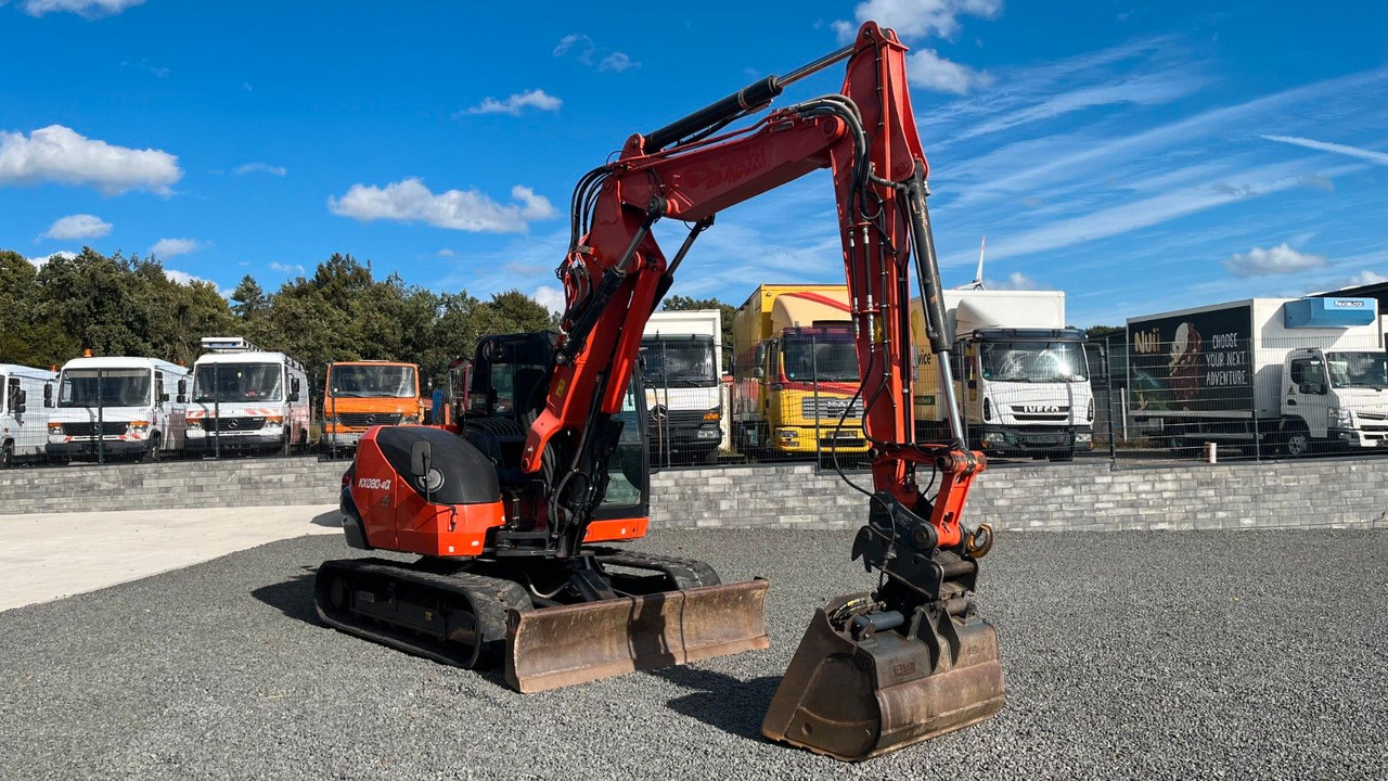 Kubota KX080-4a Verstellausleger 8835 KG - Minikotró: 3 kép. Kubota KX080-4a Verstellausleger 8835 KG - Minikotró: 3 kép.
