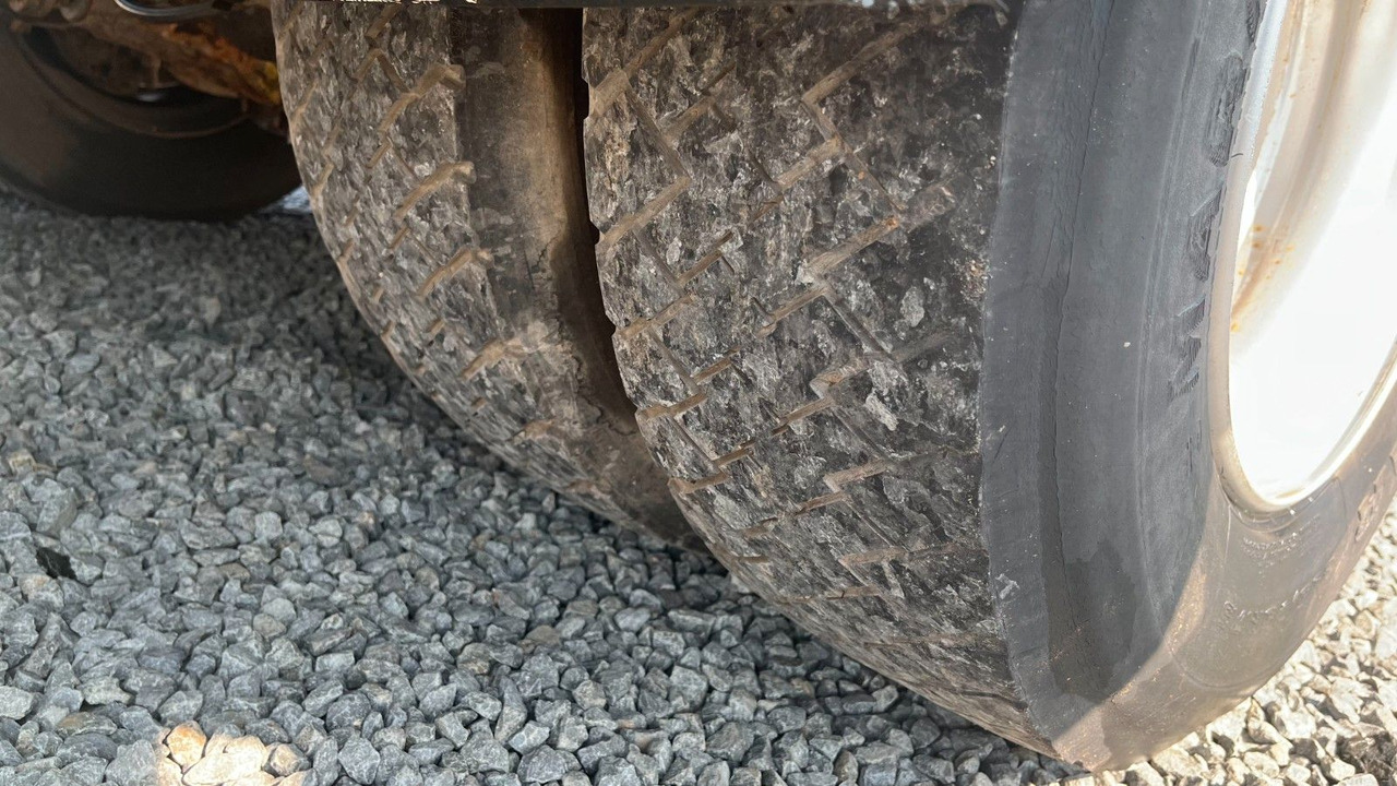 Platós kisteherautó MAN TGL 8.180 4x2 Kran Hiab Tempomat MAN TGL 8.180 4x2 Kran Hiab Tempomat: 10 kép.