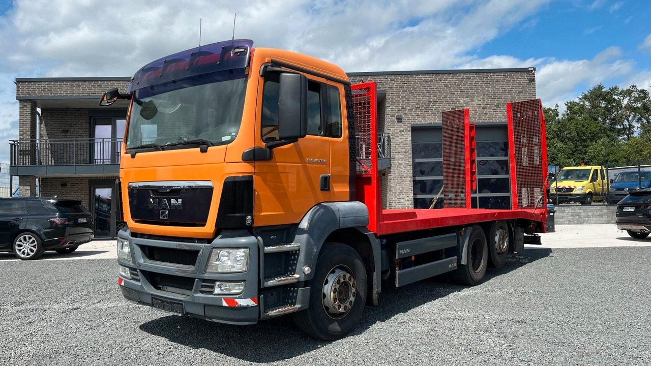 MAN TGS 26.320 Abschlepper Transporter Baumaschinen - Vontató: 2 kép. MAN TGS 26.320 Abschlepper Transporter Baumaschinen - Vontató: 2 kép.