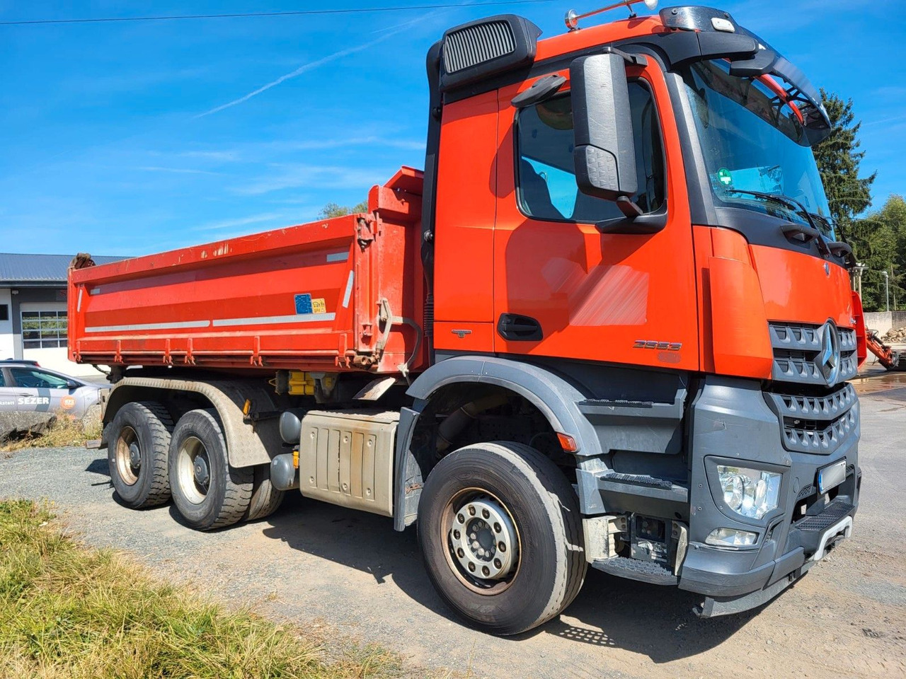 Mercedes-Benz Arocs 2653 Dreiseitenkipper Meiller Bordmatik - Billenőplatós teherautó: 1 kép. Mercedes-Benz Arocs 2653 Dreiseitenkipper Meiller Bordmatik - Billenőplatós teherautó: 1 kép.