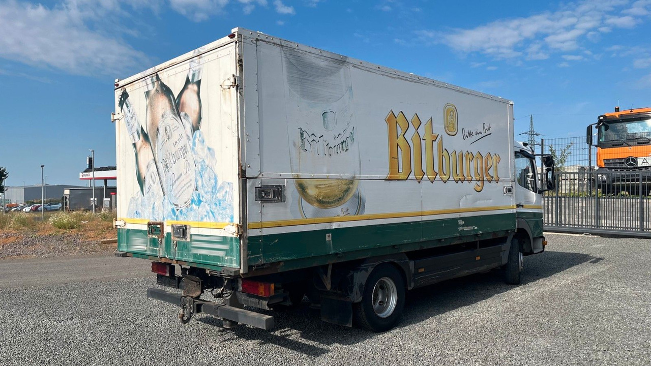 Mercedes-Benz Atego 818 Getränke Getränkeaufbau - Italszállító teherautó: 5 kép. Mercedes-Benz Atego 818 Getränke Getränkeaufbau - Italszállító teherautó: 5 kép.