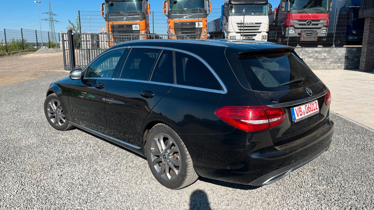 Mercedes-Benz C 220 C -Klasse T-Modell C 220 T BlueTec / d - Autó: 5 kép. Mercedes-Benz C 220 C -Klasse T-Modell C 220 T BlueTec / d - Autó: 5 kép.