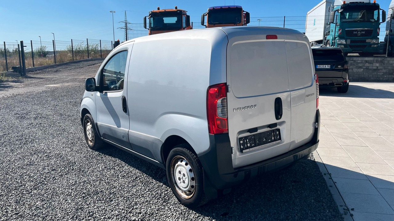Peugeot Bipper Basis Kopfdichtungsschaden - Autó: 5 kép. Peugeot Bipper Basis Kopfdichtungsschaden - Autó: 5 kép.
