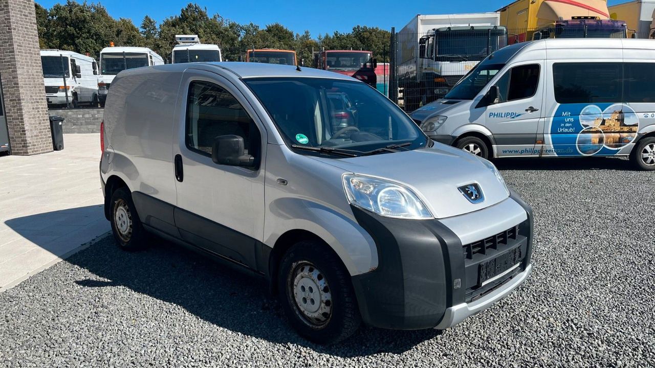 Peugeot Bipper Basis Kopfdichtungsschaden - Autó: 3 kép. Peugeot Bipper Basis Kopfdichtungsschaden - Autó: 3 kép.