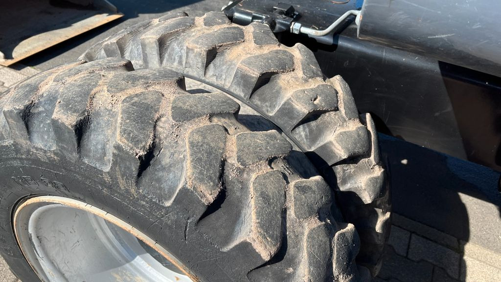 Gumikerekes kotró Terex TW85 Mobilbagger 8600 Kg Verstellausleger Terex TW85 Mobilbagger 8600 Kg Verstellausleger: 10 kép.