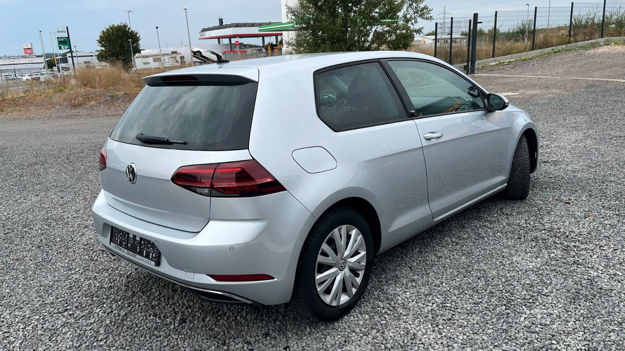 Volkswagen Golf VII Lim. Sound Start-Stopp - Autó: 4 kép. Volkswagen Golf VII Lim. Sound Start-Stopp - Autó: 4 kép.