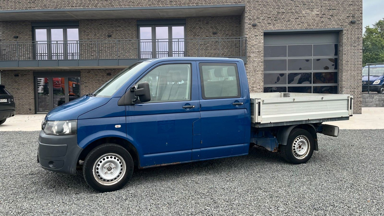 Volkswagen T5 Transporter Pritsche Doppelkabine Doka - Platós kisteherautó, Duplakabinos kisteherautó: 2 kép. Volkswagen T5 Transporter Pritsche Doppelkabine Doka - Platós kisteherautó, Duplakabinos kisteherautó: 2 kép.