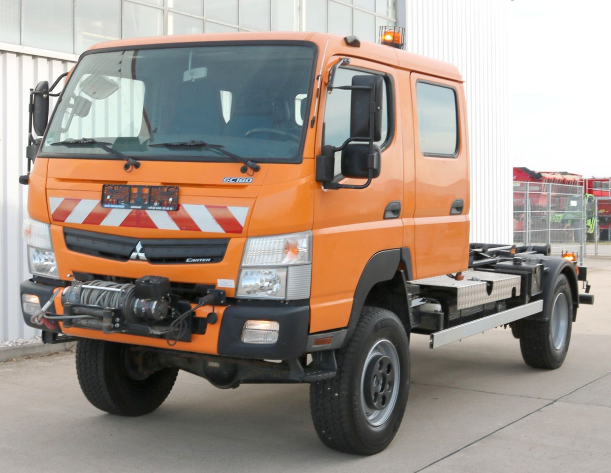 Mitsubishi CANTER 6C180 DOKA 4x4 KLIMA WINDE Standhz. 37tkm - Alvaz teherautó: 1 kép. Mitsubishi CANTER 6C180 DOKA 4x4 KLIMA WINDE Standhz. 37tkm - Alvaz teherautó: 1 kép.