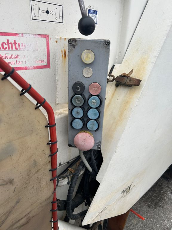 Szemetesautó MAN TGA 26.310 6x2 BL MAN TGA 26.310 6x2 BL: 7 kép.