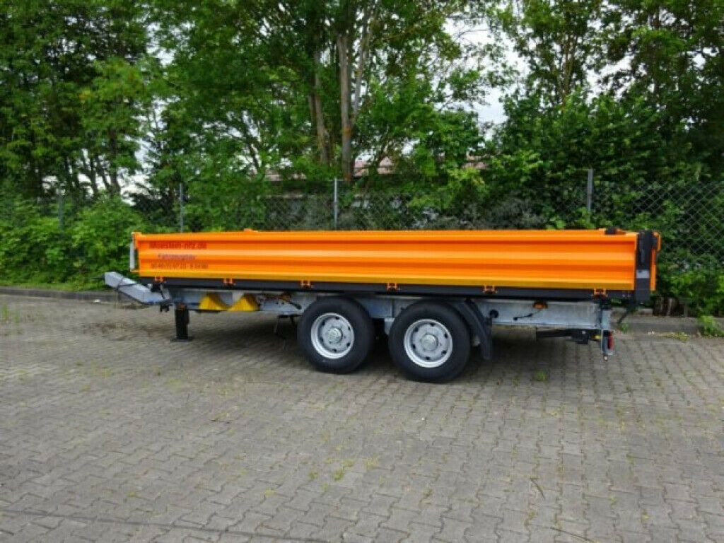 Möslein 13 t Tandem 3- Seitenkipper Tieflader-- Neufahr - Pótkocsi billenőplatós: 4 kép. Möslein 13 t Tandem 3- Seitenkipper Tieflader-- Neufahr - Pótkocsi billenőplatós: 4 kép.