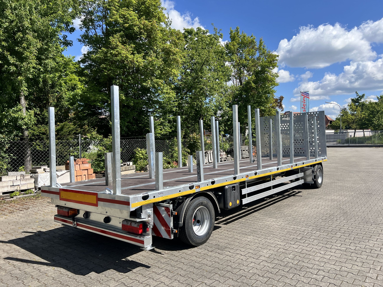 Möslein T 2 Plato 8,6m 2 Achs Jumbo- Plato- Anhänger - Platós pótkocsi: 4 kép. Möslein T 2 Plato 8,6m 2 Achs Jumbo- Plato- Anhänger - Platós pótkocsi: 4 kép.