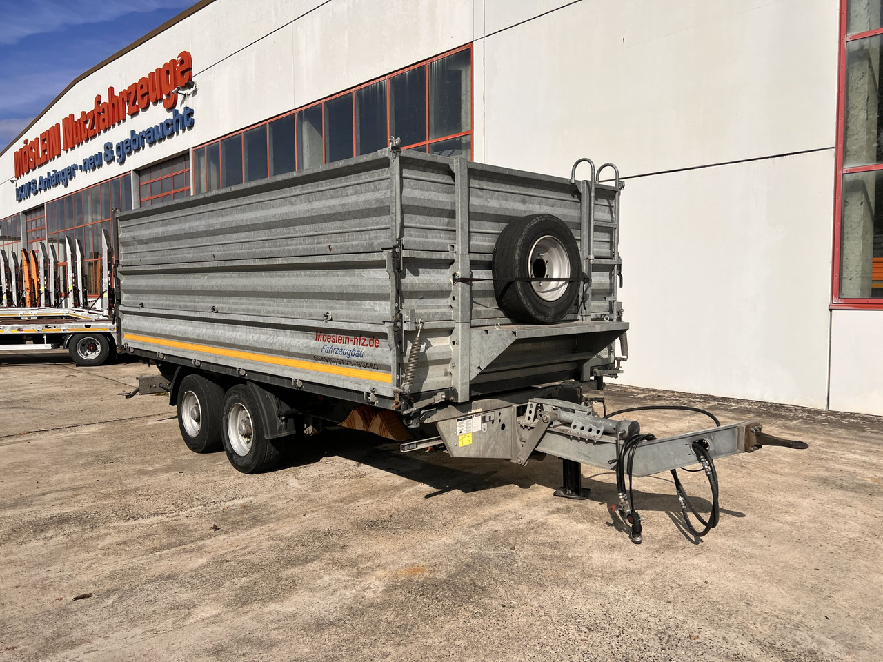 Möslein TDS 13 Schwebheim  13 t Tandemkipper- Tieflader, Aufsatzbordwände - Pótkocsi billenőplatós: 5 kép. Möslein TDS 13 Schwebheim  13 t Tandemkipper- Tieflader, Aufsatzbordwände - Pótkocsi billenőplatós: 5 kép.