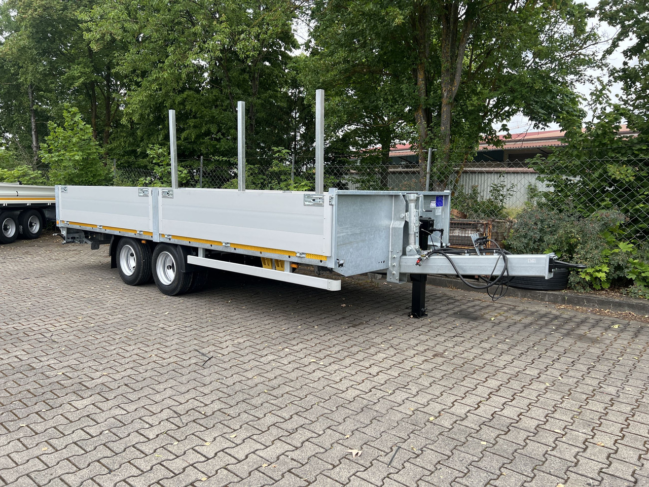 Möslein THT 14,4 G 6,2 14,4 t GG Tandem- Pritschenanhänger- Tieflader - Platós pótkocsi: 5 kép. Möslein THT 14,4 G 6,2 14,4 t GG Tandem- Pritschenanhänger- Tieflader - Platós pótkocsi: 5 kép.