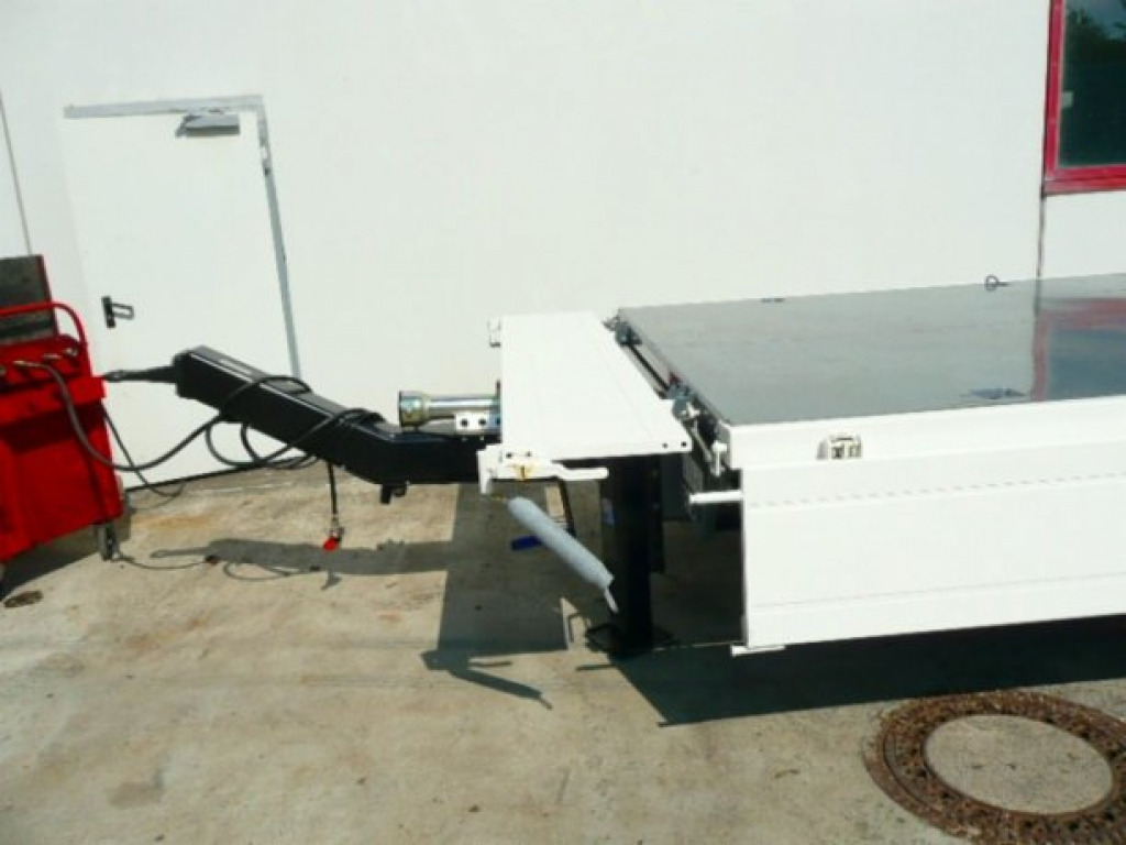 Möslein TTG 11 Verzinkt neuer Tandem 3- Seitenkipper Tieflader-- Neufahrzeug -- - Pótkocsi billenőplatós: 2 kép. Möslein TTG 11 Verzinkt neuer Tandem 3- Seitenkipper Tieflader-- Neufahrzeug -- - Pótkocsi billenőplatós: 2 kép.