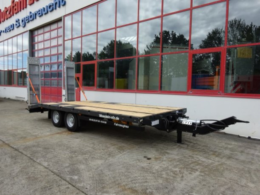 Möslein TTT 13- 6,28P Neuer Tandemtieflader 13 t GG - Pótkocsi mélybölcsős: 4 kép. Möslein TTT 13- 6,28P Neuer Tandemtieflader 13 t GG - Pótkocsi mélybölcsős: 4 kép.