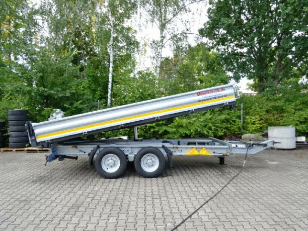 Möslein neuer Tandem 3- Seitenkipper Tieflader-- Neufah - Pótkocsi billenőplatós: 2 kép. Möslein neuer Tandem 3- Seitenkipper Tieflader-- Neufah - Pótkocsi billenőplatós: 2 kép.