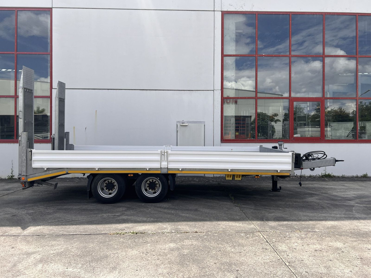 Müller-Mitteltal 14 t Tandemtieflader, wenig Benutzt - Pótkocsi mélybölcsős: 1 kép. Müller-Mitteltal 14 t Tandemtieflader, wenig Benutzt - Pótkocsi mélybölcsős: 1 kép.