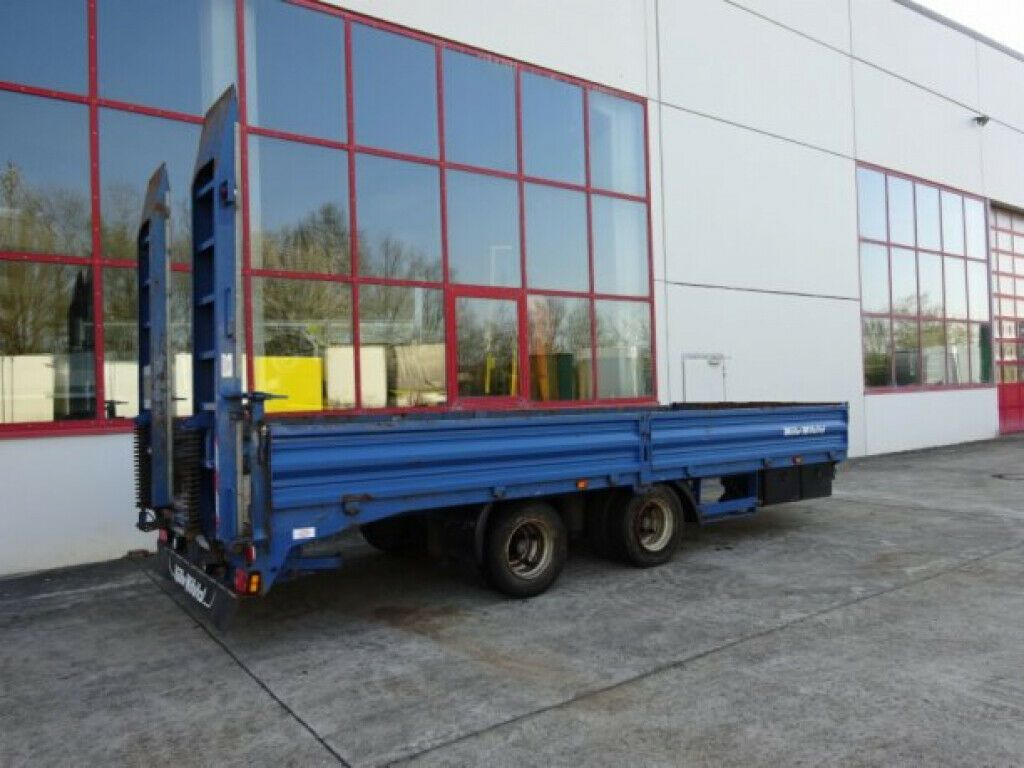 Müller-Mitteltal 18 t GG Tandemtieflader - Pótkocsi mélybölcsős: 5 kép. Müller-Mitteltal 18 t GG Tandemtieflader - Pótkocsi mélybölcsős: 5 kép.