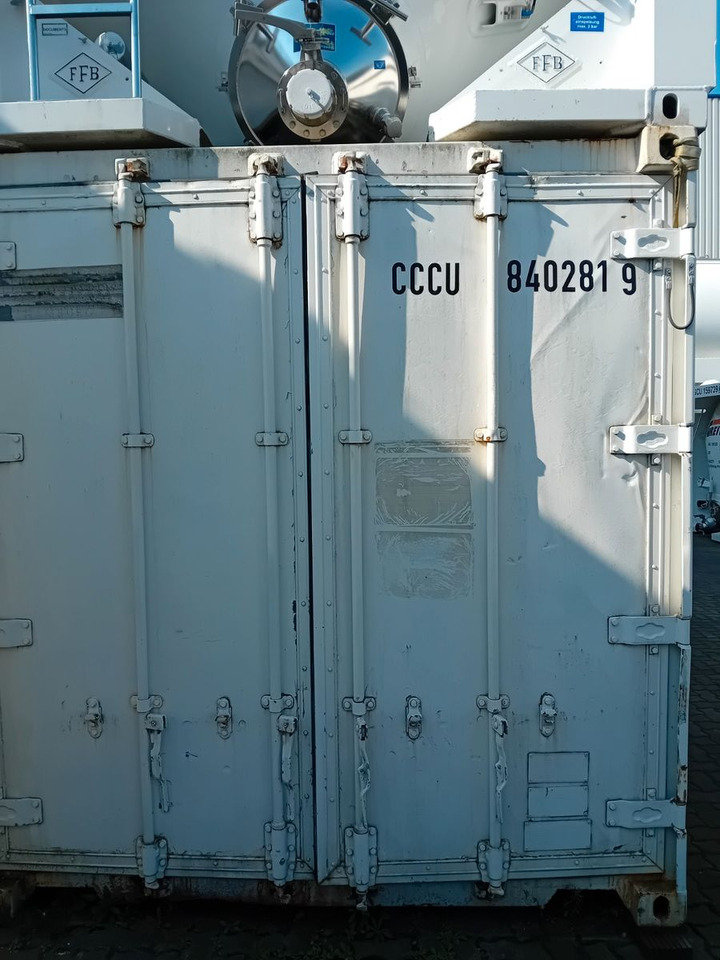 Heizcontainer - Félpótkocsi cserefelépítményes: 3 kép. Heizcontainer - Félpótkocsi cserefelépítményes: 3 kép.
