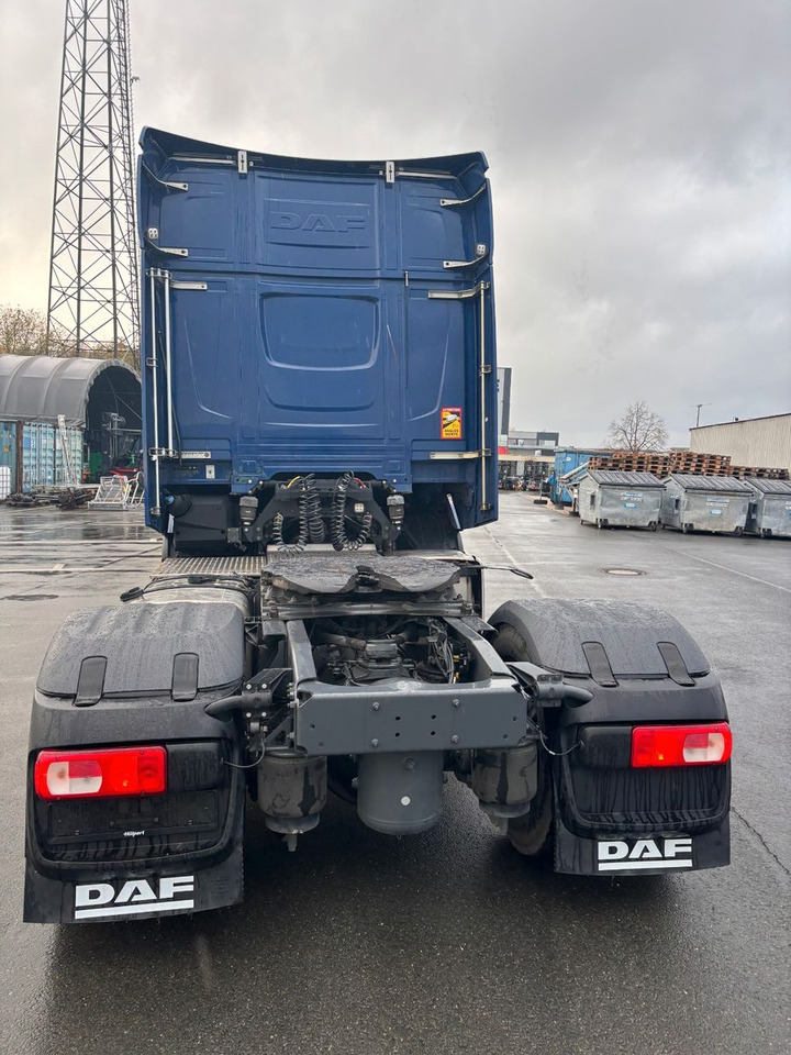 DAF XG+ 530 Retarder + PTO - Nyergesvontató: 3 kép. DAF XG+ 530 Retarder + PTO - Nyergesvontató: 3 kép.