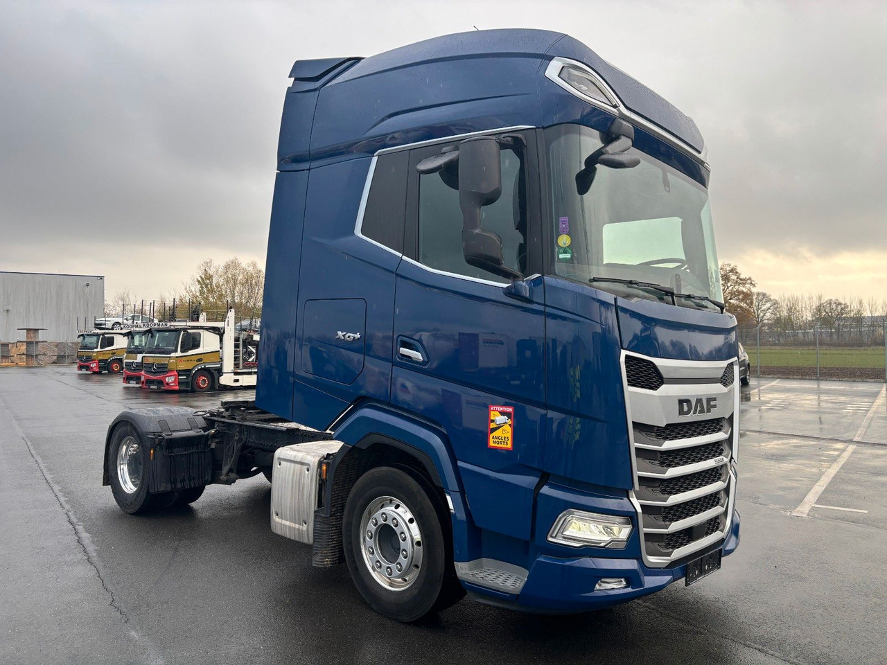 DAF XG+ 530 Retarder + PTO - Nyergesvontató: 5 kép. DAF XG+ 530 Retarder + PTO - Nyergesvontató: 5 kép.