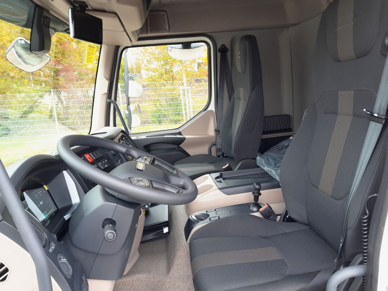 DAF FA XB 230 12t lízing DAF FA XB 230 12t: 19 kép.