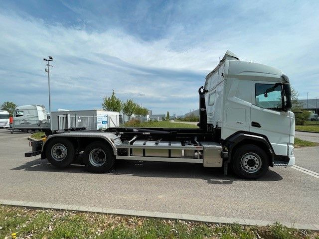 DAF FAN XF 480 NGD - Horgos rakodó teherautó: 3 kép. DAF FAN XF 480 NGD - Horgos rakodó teherautó: 3 kép.