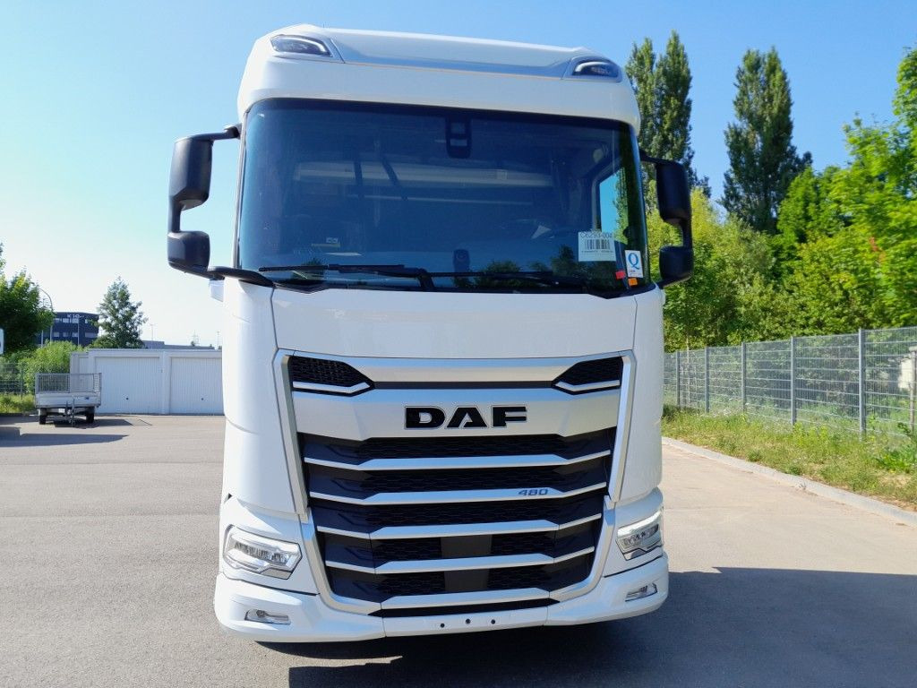 DAF FAN XG 480 Multiwechsler 1120-1320 - Cserefelépítményes teherautó: 2 kép. DAF FAN XG 480 Multiwechsler 1120-1320 - Cserefelépítményes teherautó: 2 kép.