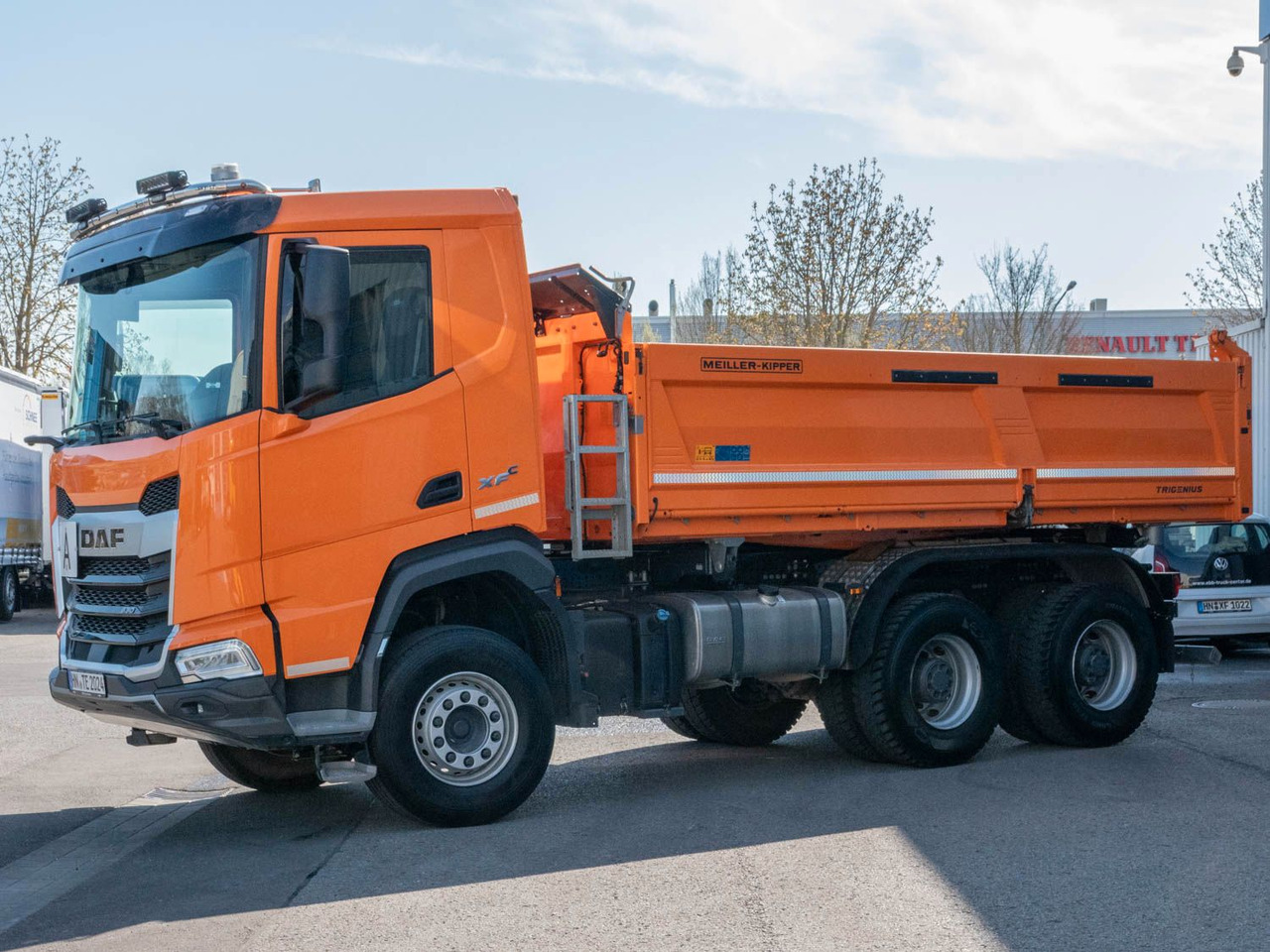 DAF FAT XFC 530 Meiller Trigenius D316 DAF FAT XFC 530 Meiller Trigenius D316 - Billenőplatós teherautó: 2 kép. DAF FAT XFC 530 Meiller Trigenius D316 DAF FAT XFC 530 Meiller Trigenius D316 - Billenőplatós teherautó: 2 kép.