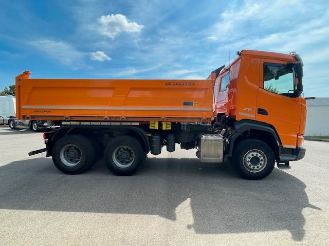 DAF FAT XFC 530 Meiller Trigenius D316 DAF FAT XFC 530 Meiller Trigenius D316 - Billenőplatós teherautó: 5 kép. DAF FAT XFC 530 Meiller Trigenius D316 DAF FAT XFC 530 Meiller Trigenius D316 - Billenőplatós teherautó: 5 kép.