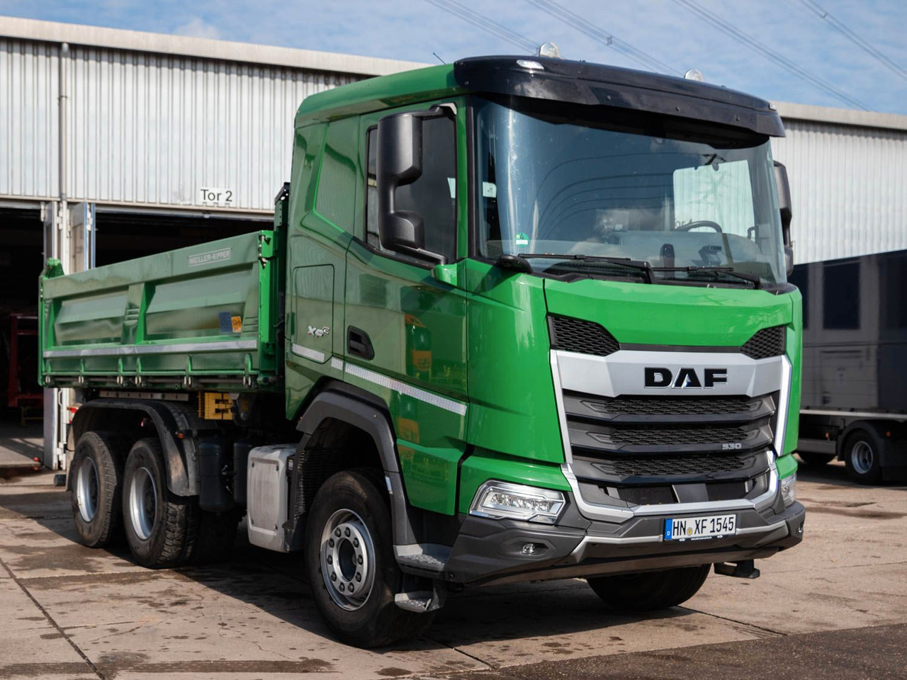 DAF FAT XFC 530 SL Meiller TRIGENIUS D 316 DAF FAT XFC 530 SL Meiller TRIGENIUS D 316 - Billenőplatós teherautó: 3 kép. DAF FAT XFC 530 SL Meiller TRIGENIUS D 316 DAF FAT XFC 530 SL Meiller TRIGENIUS D 316 - Billenőplatós teherautó: 3 kép.